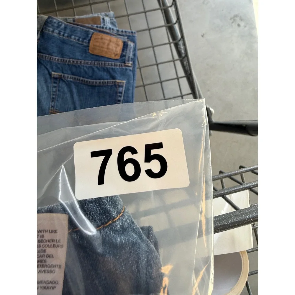 Levis 559 Relaxed Straight Jeans Mens 36x34 Medium Wash Blue Denim 00559-4258